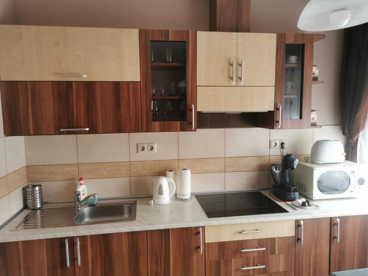 Szabo Apartman Sárvár Exterior foto